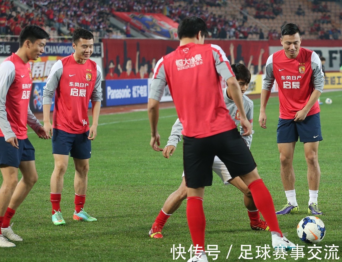 龙塞罗：维尼修斯换头像非正确做法，姆巴佩认为C罗不可超越（龙塞罗批评维尼修斯更换头像不当，姆巴佩称C罗无人能超越）