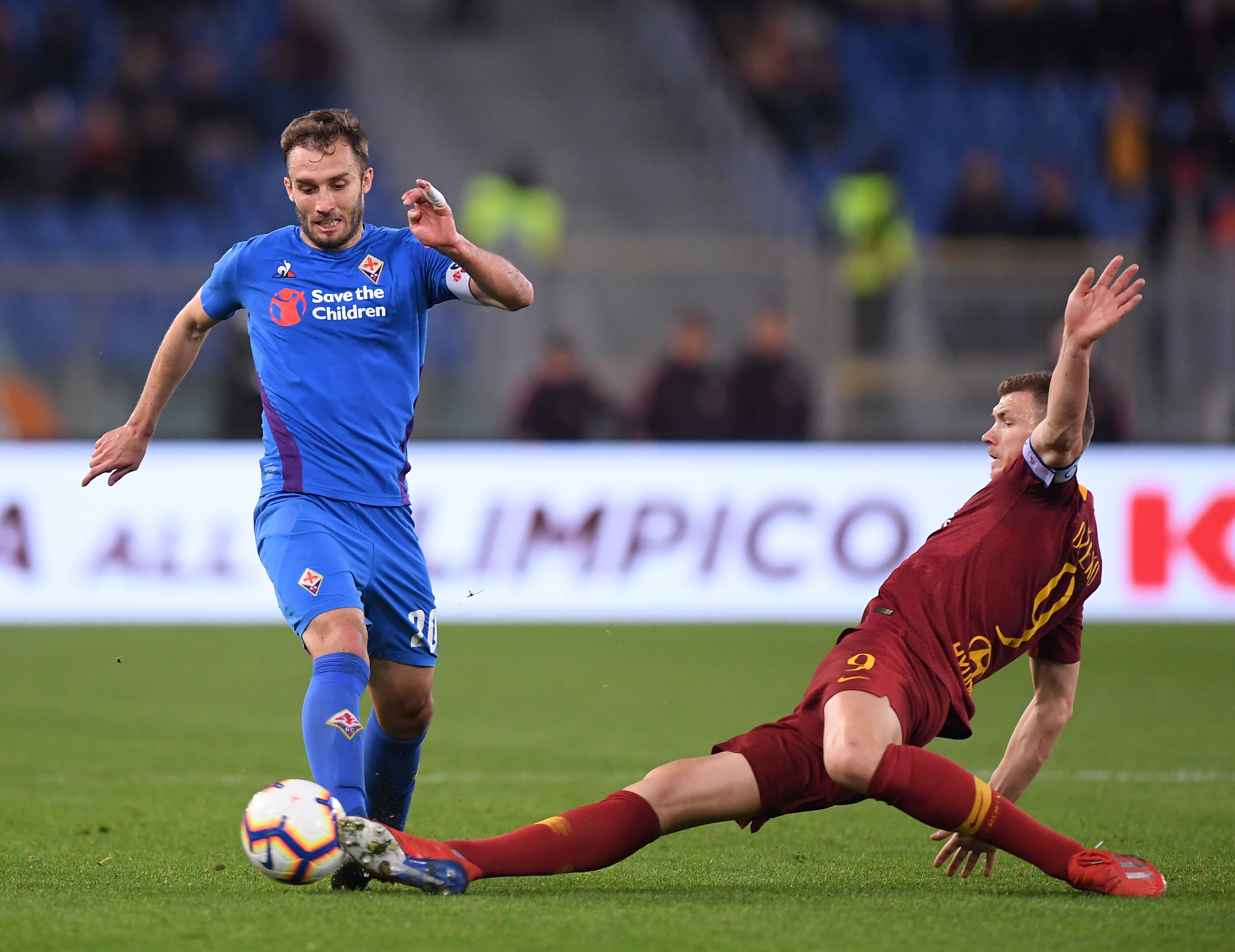 点射得分，凯文-迪克斯成为历史首位在德甲进球的印尼球员（凯文-迪克斯点球破门，成德甲史上首位进球的印尼球员）