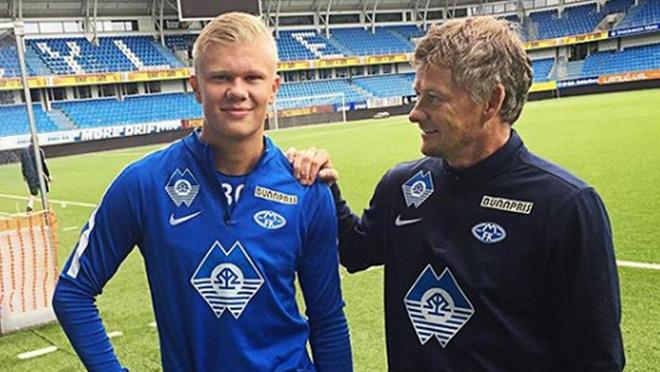 韩K联半场：双方破门乏术，水原三星暂0-0济州SK（韩职联半场：水原三星与济州SK互交白卷，比分0-0）