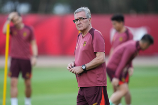 替补球员上场即助攻制胜球（替补登场送出制胜助攻）