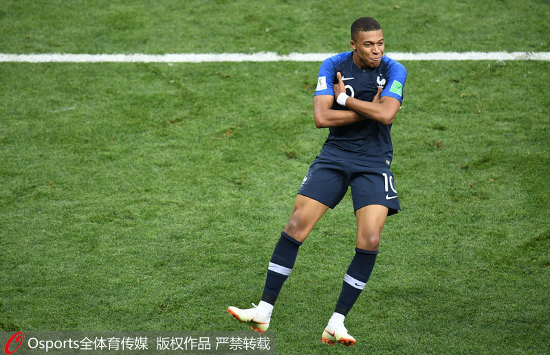 前英超名将佩特雷斯库患神秘疾病暴瘦30公斤尝试中药治疗