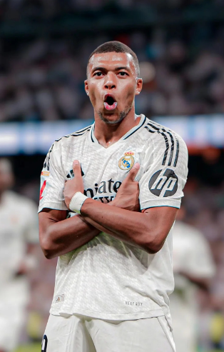 追梦：随便一个内线都是小约基奇，这太扯了，约基奇只有一个（追梦：动不动就给内线贴“小约基奇”标签太离谱，约基奇只有一个）